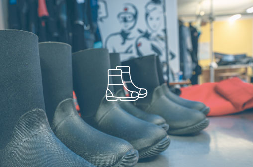 Trockentauchanzug Boots wechseln
